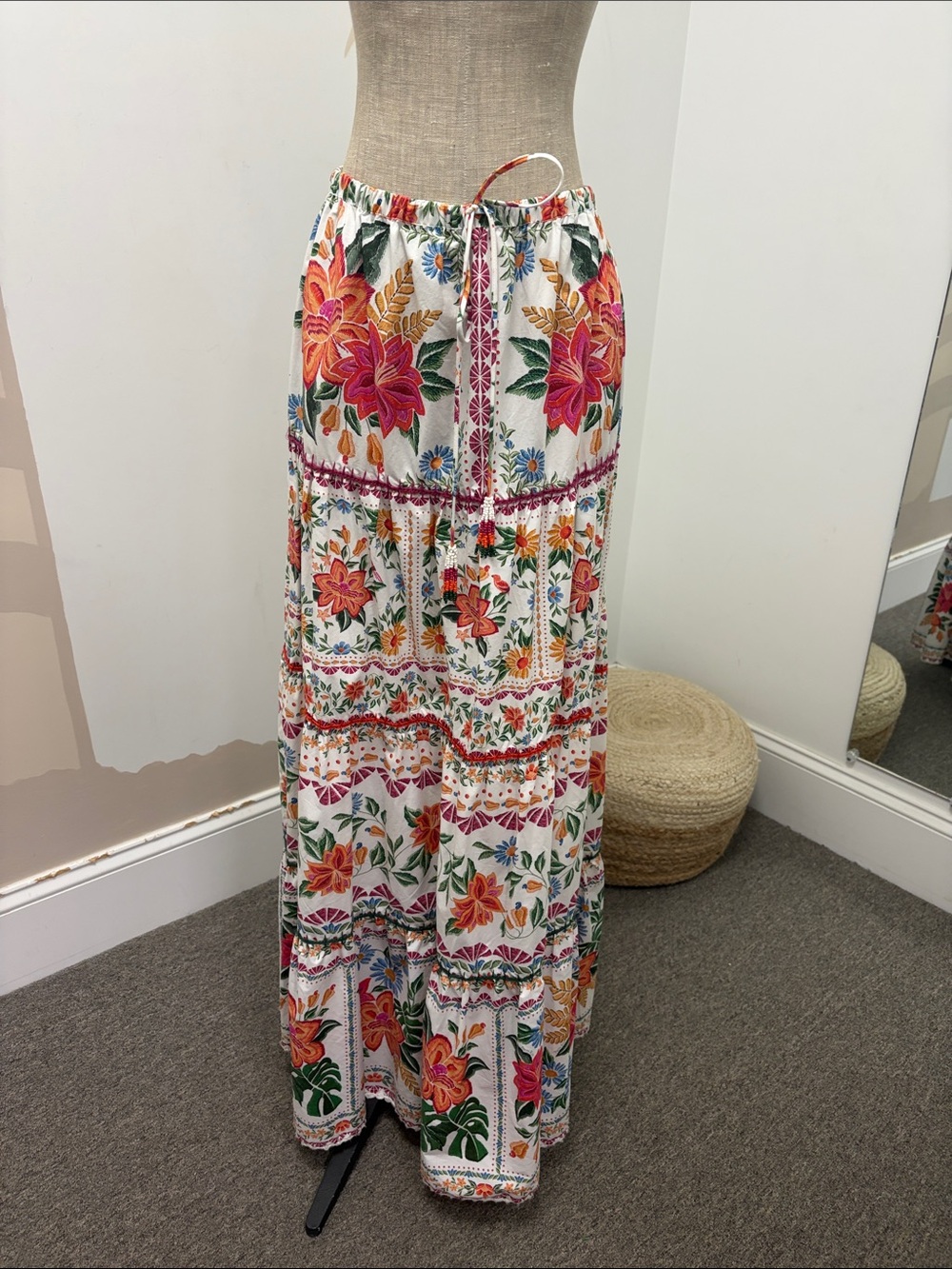 NWT farm rio White Floral Tiered Maxi Skirt